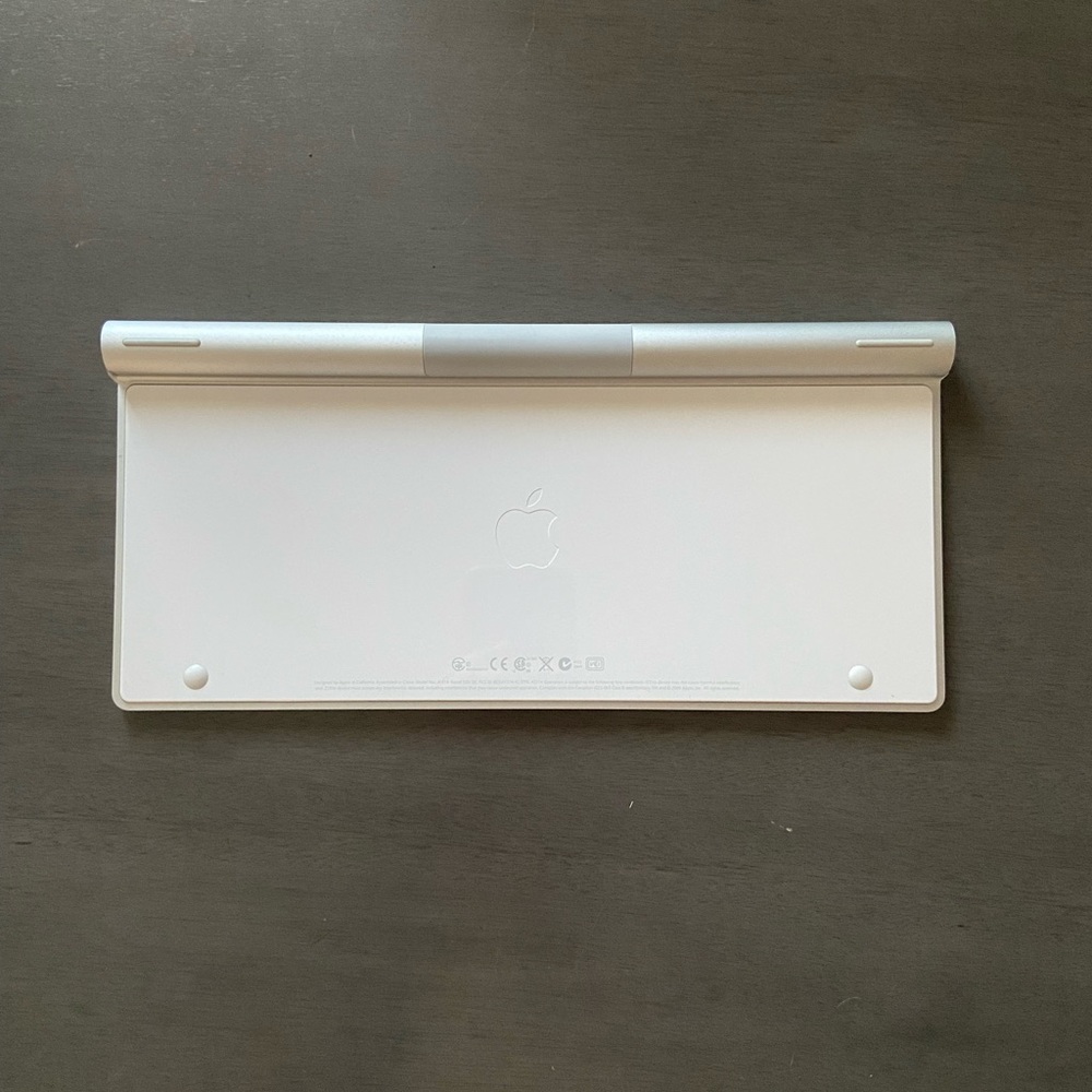 Apple Wireless Keyboard - Picture 8 of 8